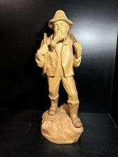 handgeschnitzter holzknecht