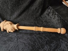 Antiker geschnitzter