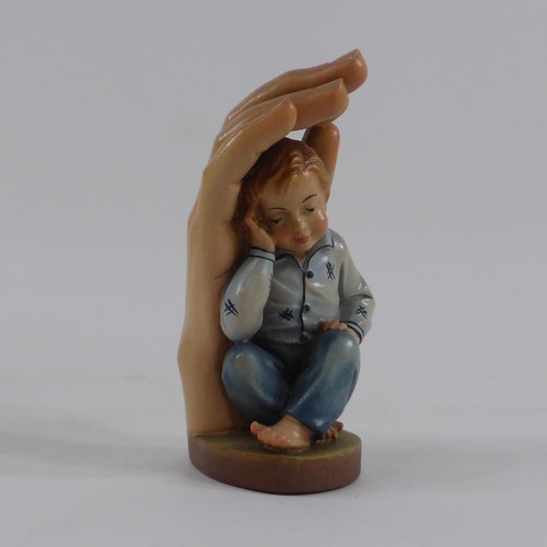 Holzfigur schützende hand - holzfigur,