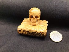 Totenkopf , MEMENTO mori I auf